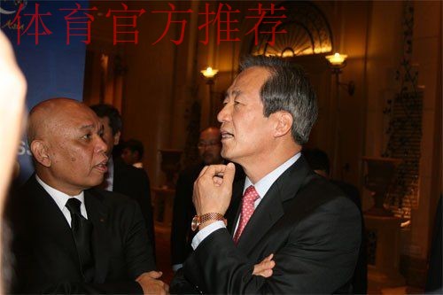 亚足联主席萨尔曼会见中国足协一行